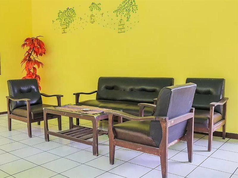 Oyo Life 1708 Hotel Budi Famili 1 Syariah Ciamis Ngoại thất bức ảnh